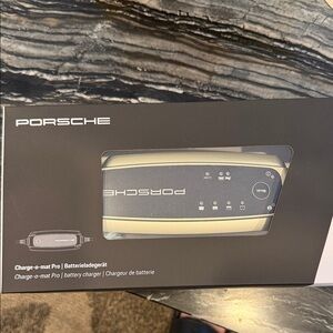 Porsche Design Charge-o-mat Pro in Black and Silver